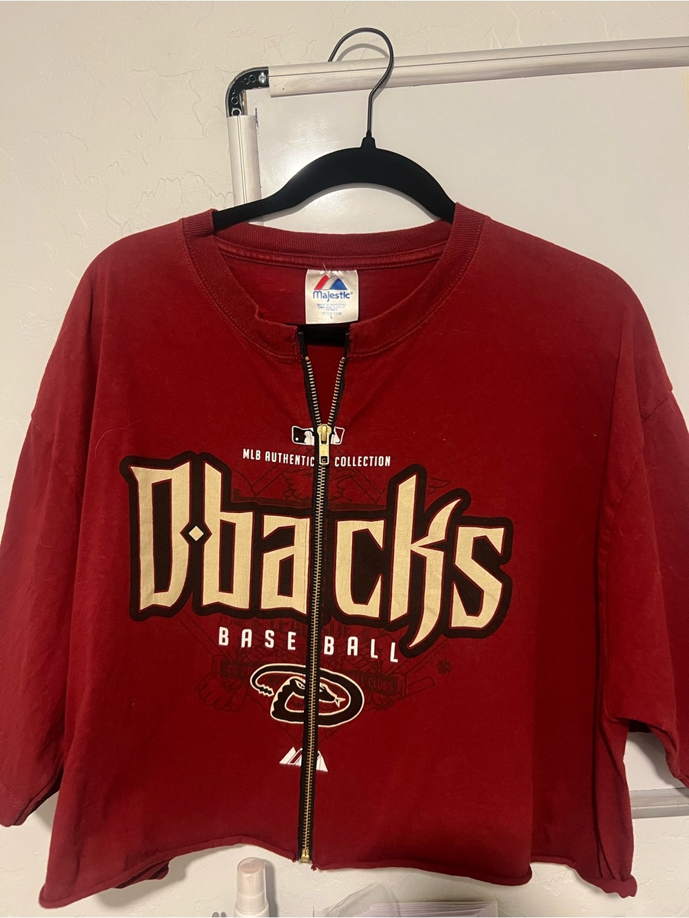 Majestic D-backs MLB Zip Front Tee repurposed crop in Deep Red